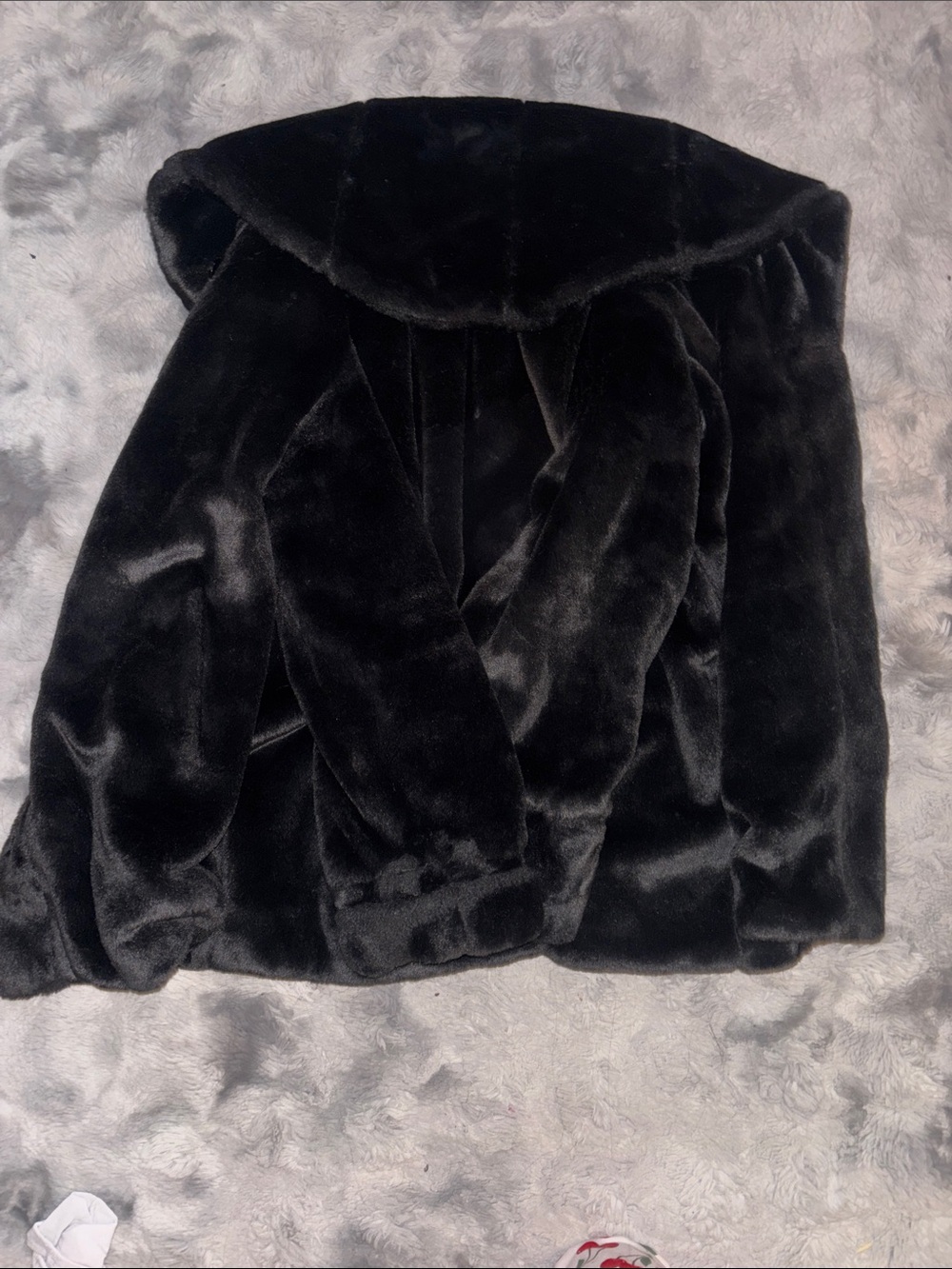 Women’s Black Hooded Faux Fur Coat - Picture 4 of 4